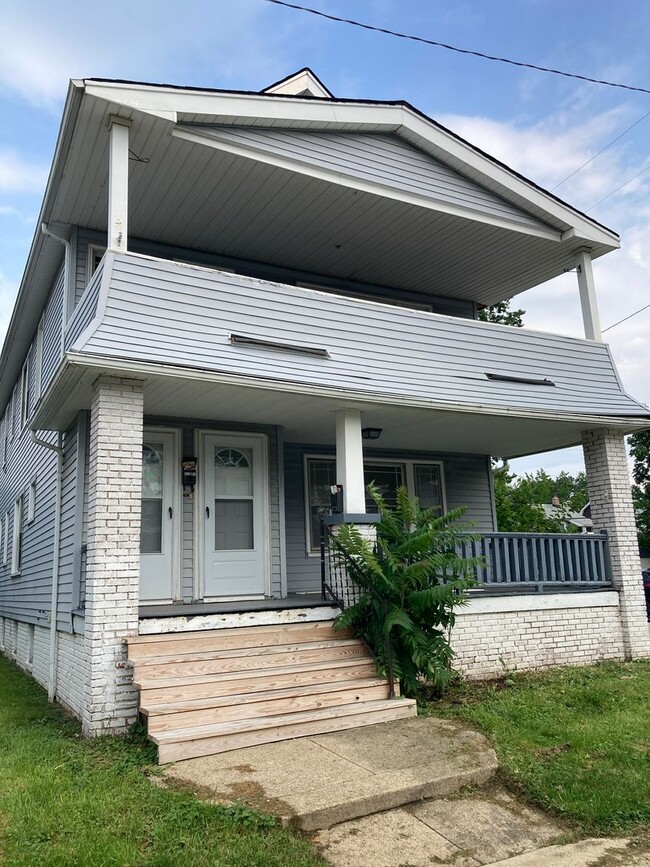 property at 2171 Olive Ave
