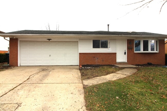 2514 Lipton Rd in Columbus, OH - Building Photo - Building Photo