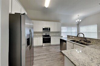 7214 Bristol Ridge Dr in Houston, TX - Building Photo - Building Photo