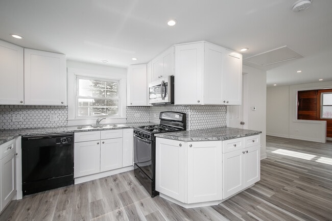 property at 721 Ledochowski St