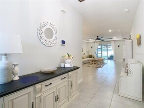 7395 Steer Blade Dr in Zephyrhills, FL - Building Photo - Building Photo