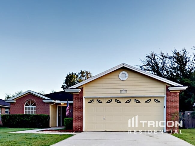 property at 2827 Tuscarora Tr