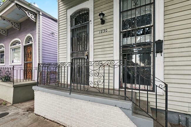 1830 Elysian Fields Ave in New Orleans, LA - Building Photo - Building Photo