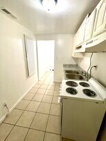 1317 18th St in Chesapeake, VA - Building Photo