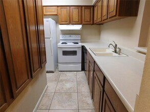2725 Santa Fe St in Corpus Christi, TX - Building Photo - Building Photo