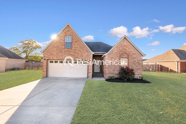 property at 826 Boulevard Orleans St