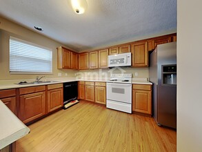 6209 Wellington Pl in Huber Heights, OH - Building Photo - Building Photo