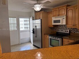 1750 NE 191st St in North Miami Beach, FL - Building Photo