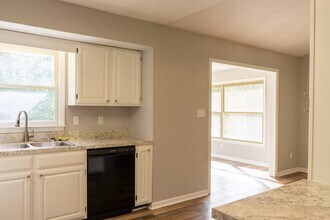 4520 Ventura Dr in Knoxville, TN - Building Photo - Building Photo