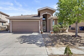 14438 Miguel Terrazas Dr in El Paso, TX - Building Photo - Building Photo