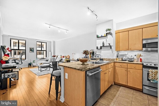 631 D St NW, Unit 731 in Washington, DC - Building Photo - Building Photo