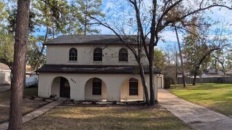 7711 Kleingreen Ln in Spring, TX - Building Photo
