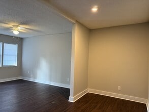 207 W Memorial Dr in Hinesville, GA - Building Photo - Building Photo