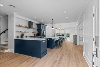 561A Bristol Ferry Rd in Portsmouth, RI - Building Photo - Building Photo
