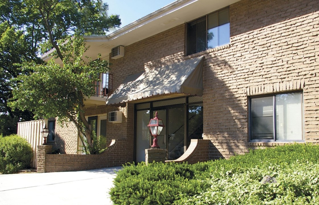 Whitcomb Corner in Madison, WI - Building Photo