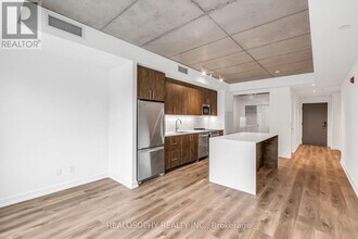 115 Larchmount Ave in Toronto, ON - Building Photo - Building Photo