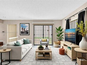 5710 NW 21st St in Lauderhill, FL - Building Photo - Building Photo