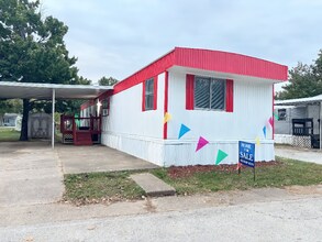 711 N 19th St in Hamilton, IL - Building Photo - Building Photo