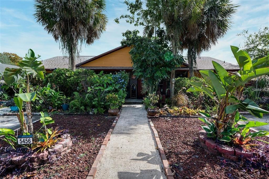 5454 Decatur St in Orlando, FL - Building Photo