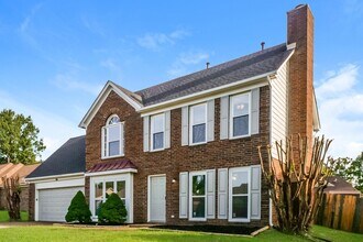 7293 Schilling Cove E in Memphis, TN - Building Photo - Building Photo