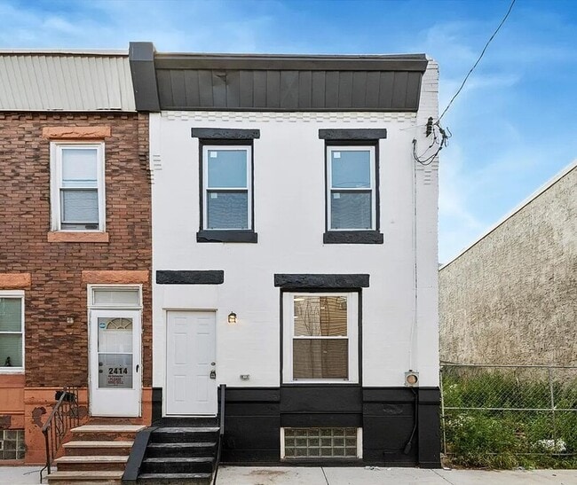 property at 2412 S Franklin St