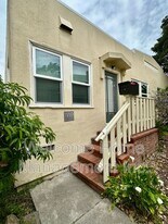 1930 California St in Berkeley, CA - Building Photo