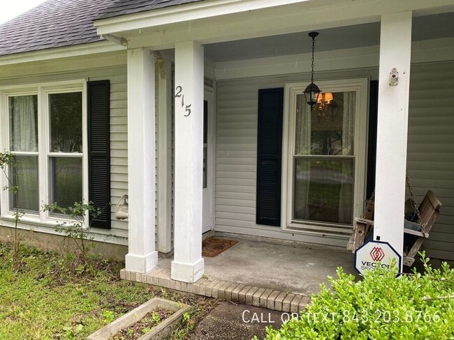 215 Alston Cir in Goose Creek, SC - Building Photo - Building Photo