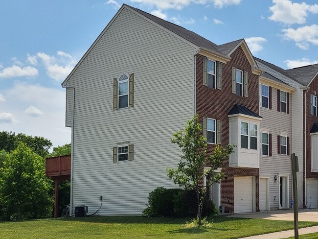 35 Allegheny Dr in Stafford, VA - Building Photo - Building Photo