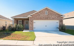 8412 Falcon Meadow Dr in Converse, TX - Building Photo - Building Photo