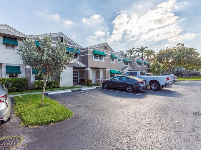 12222 SW 51st Pl in Cooper City, FL - Building Photo - Building Photo