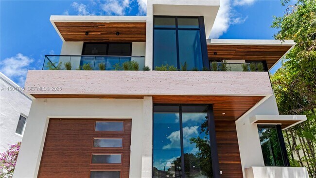 property at 345 W 46th St