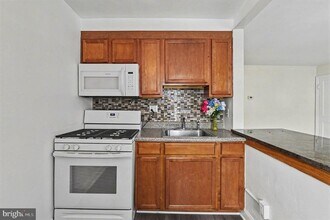 1329 Taylor Ave in Parkville, MD - Building Photo - Building Photo