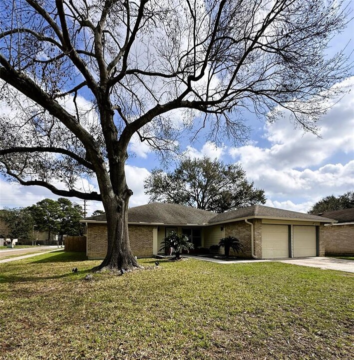 21734 Castlemont Ln in Spring, TX - Building Photo