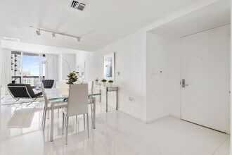 485 Brickell Ave, Unit SI ID1520351P in Miami, FL - Building Photo - Building Photo