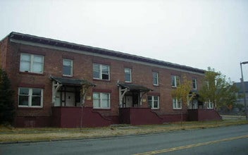 Emmons Apartments in Tacoma, WA - Foto de edificio - Building Photo