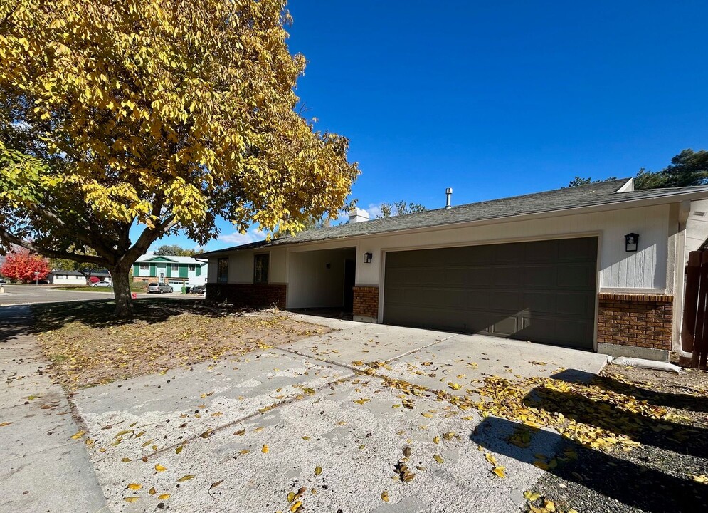 2644 W Rebecca Way in Meridian, ID - Building Photo