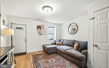 119 Maple St in Conshohocken, PA - Building Photo - Building Photo