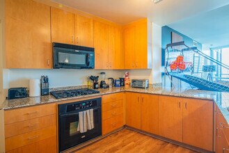 44 W Monroe St in Phoenix, AZ - Foto de edificio - Building Photo