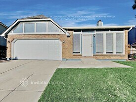 18621 E Columbia Pl in Aurora, CO - Building Photo