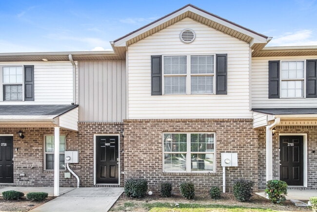 2745 Marlin Dr