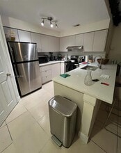 2550 SW 18th Terrace in Fort Lauderdale, FL - Building Photo - Building Photo