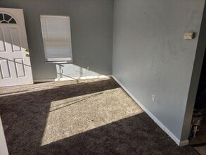 237 Nadine St in Cahokia, IL - Building Photo - Building Photo