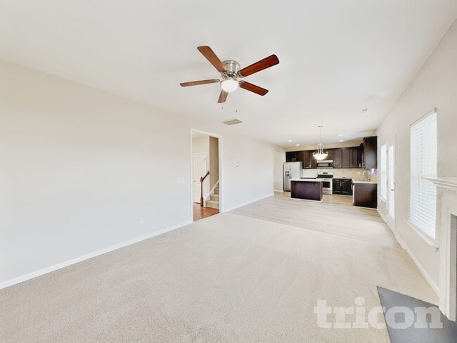 978 Lakemont Dr in Clayton, NC - Building Photo - Building Photo