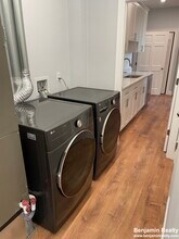 3 Alton Pl, Unit 2 in Brookline, MA - Foto de edificio - Building Photo
