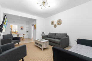 301 86th St in Miami Beach, FL - Building Photo