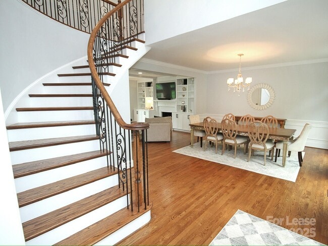 property at 5528 Providence Rd