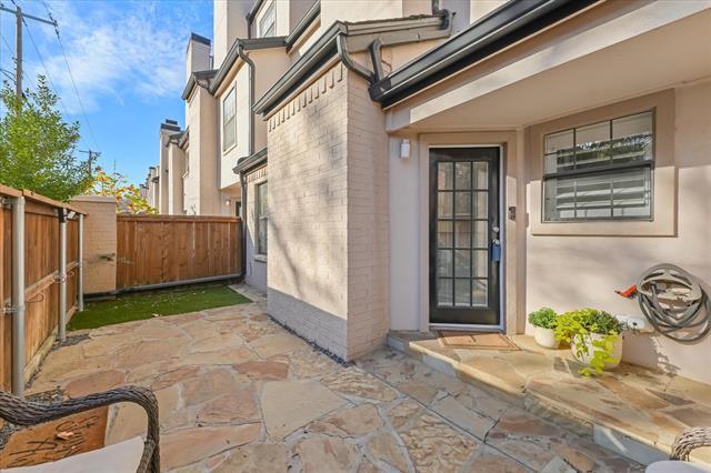 3901 Travis St in Dallas, TX - Building Photo - Building Photo