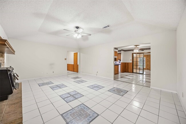 2210 County Rd 769B in Brazoria, TX - Building Photo - Building Photo