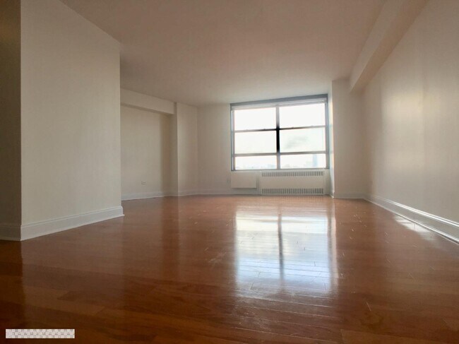 3333 Broadway