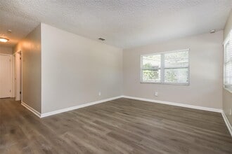 2605 E Ida St in Tampa, FL - Building Photo - Building Photo